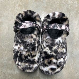 Crocs animal print fur sure fuzzy slippers